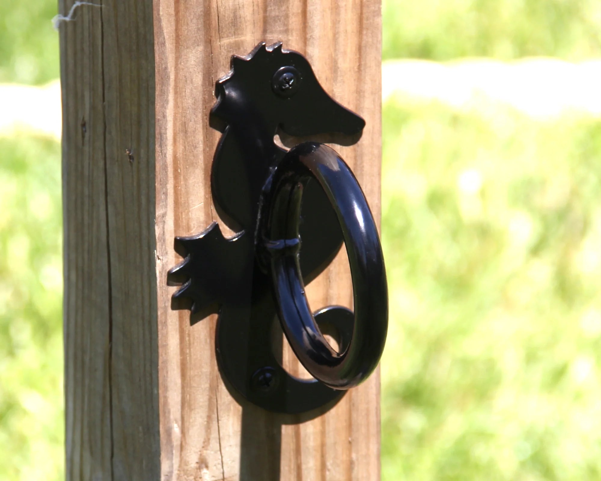 Seahorse Nautical Rope Holder for 2" Rope Fence