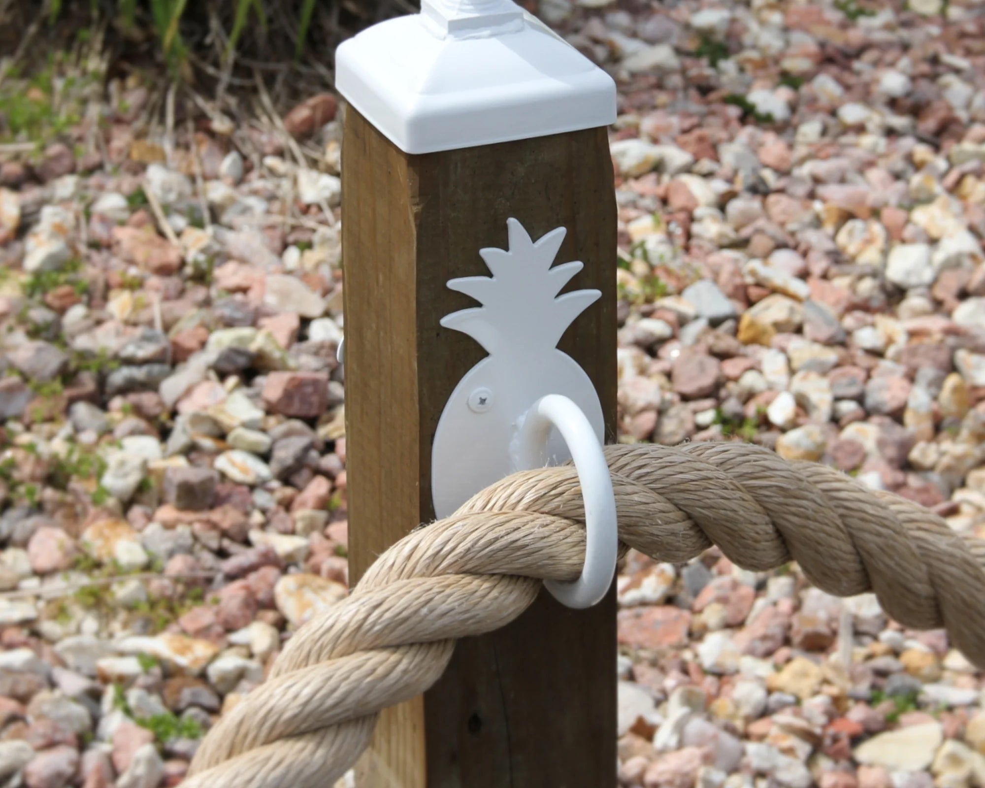 Pineapple Nautical Rope Fence Bracket, Light Strand Holder