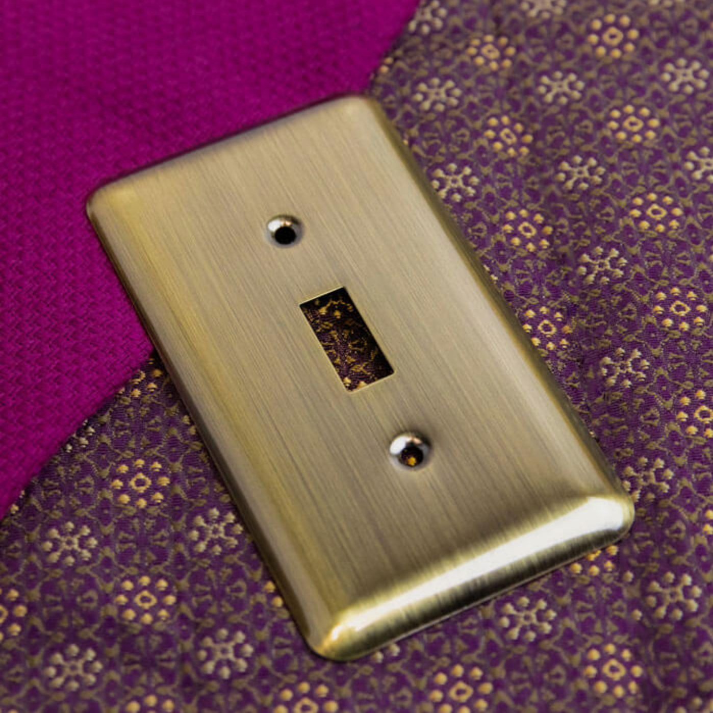 Devon Brushed Brass Steel - 1 Phone Jack Wallplate