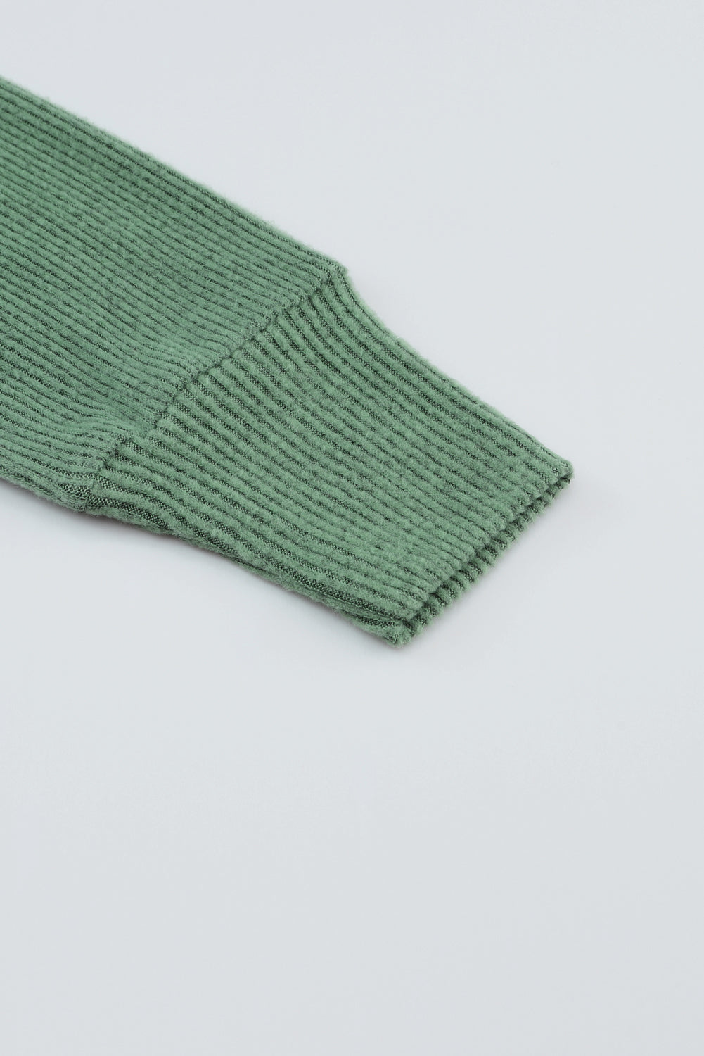 Fitted Ribbed Knit Sweater in Green