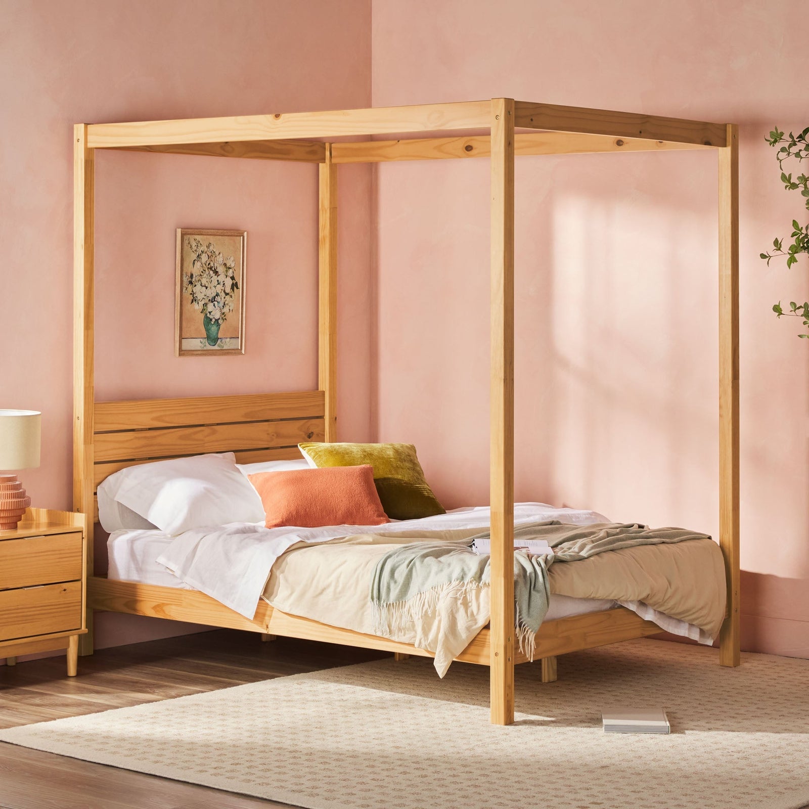 Colección de armazones de cama con dosel de madera maciza de Isla