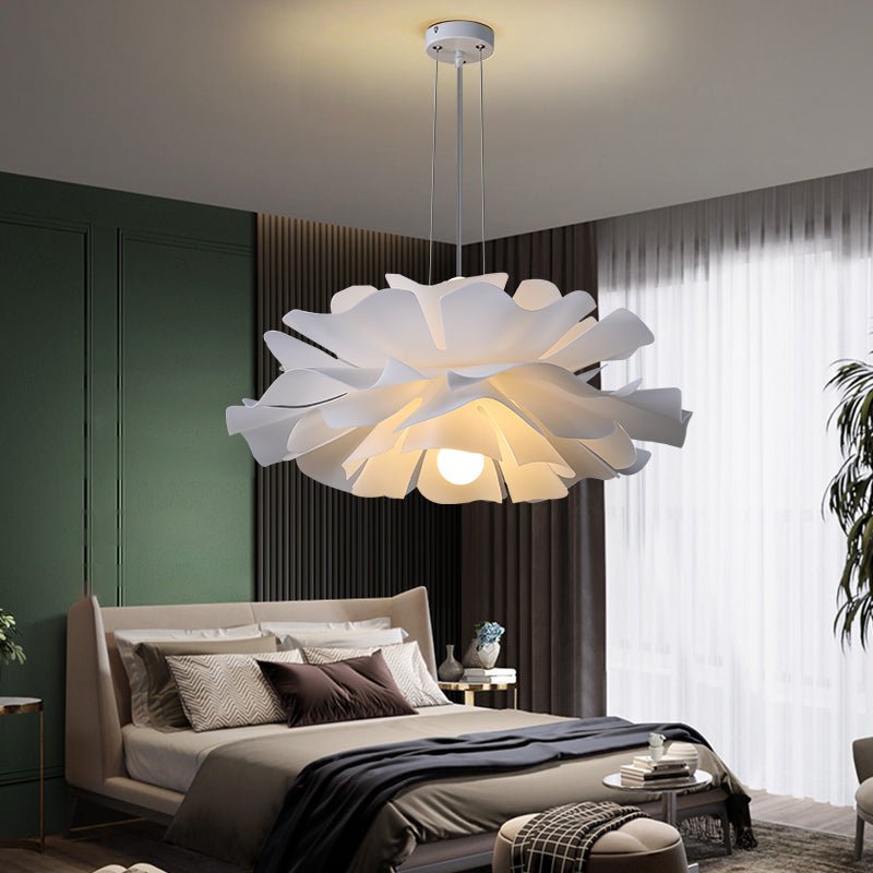Modern LED Ceiling Pendant Light in the Shape of Flower for Living Room