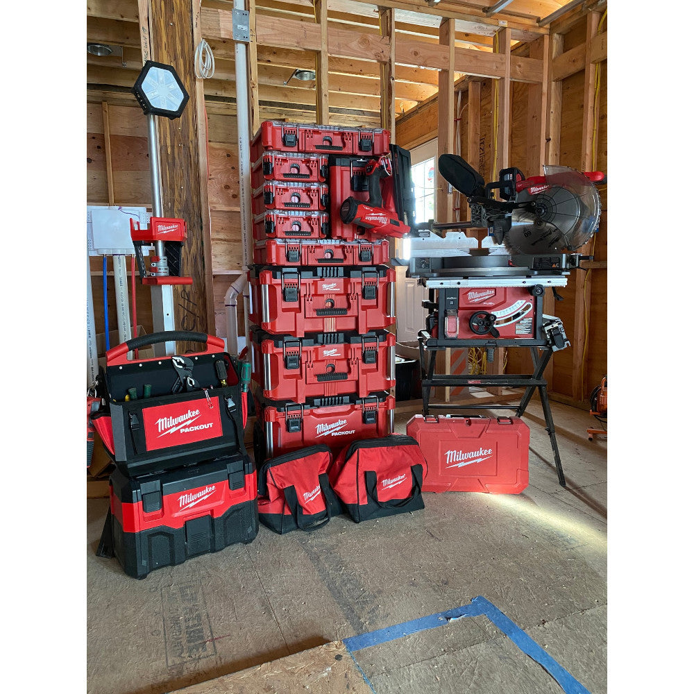 Caja de herramientas grande PACKOUT™ 48-22-8425 de Milwaukee