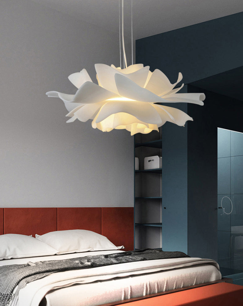 Modern LED Ceiling Pendant Light in the Shape of Flower for Living Room