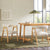 Silla de comedor moderna Ezra de madera maciza con tapizado de bouclé (juego de 2)