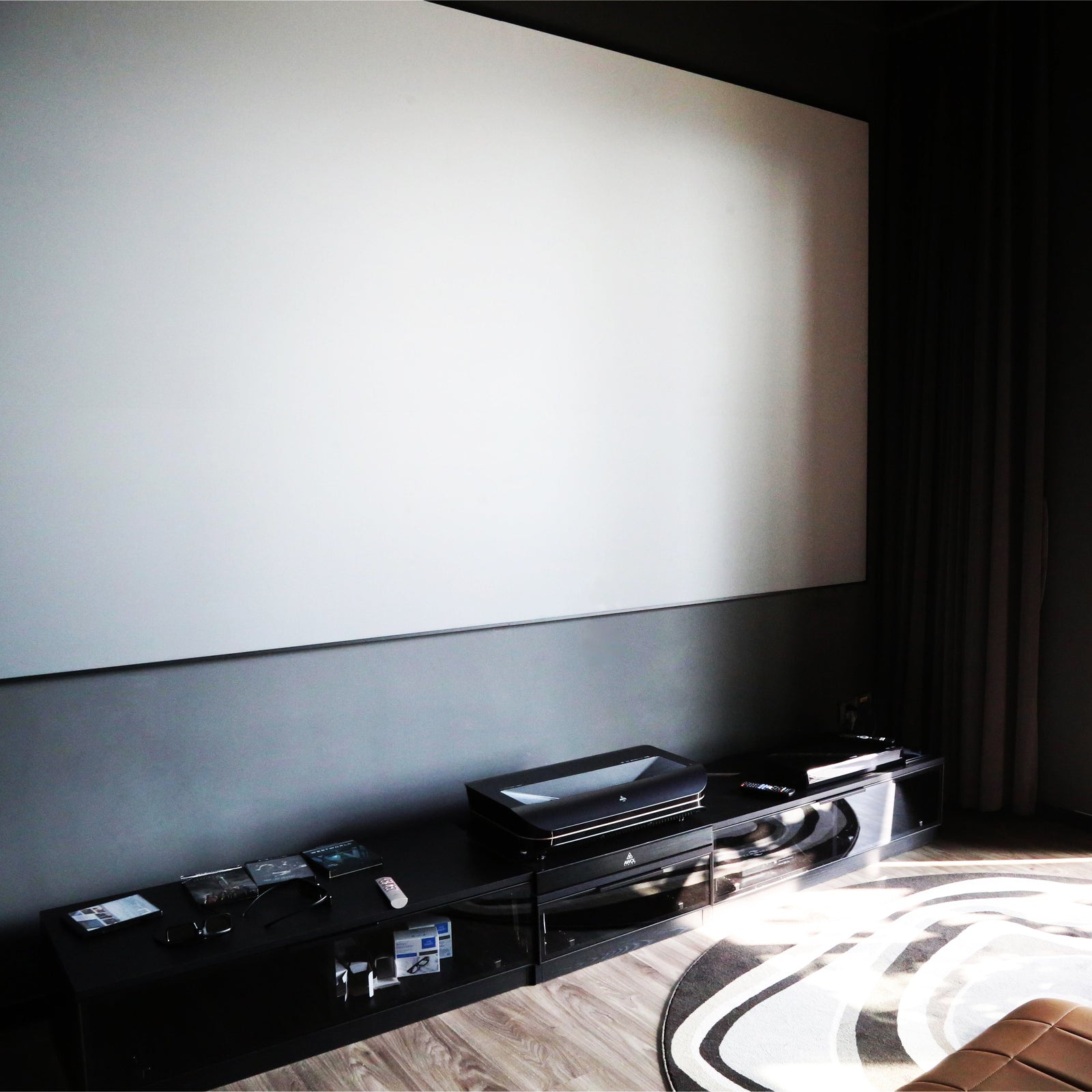 Paquete de pantalla cinematográfica ALR LTV-3000 Pro de 100'' a 132'' 