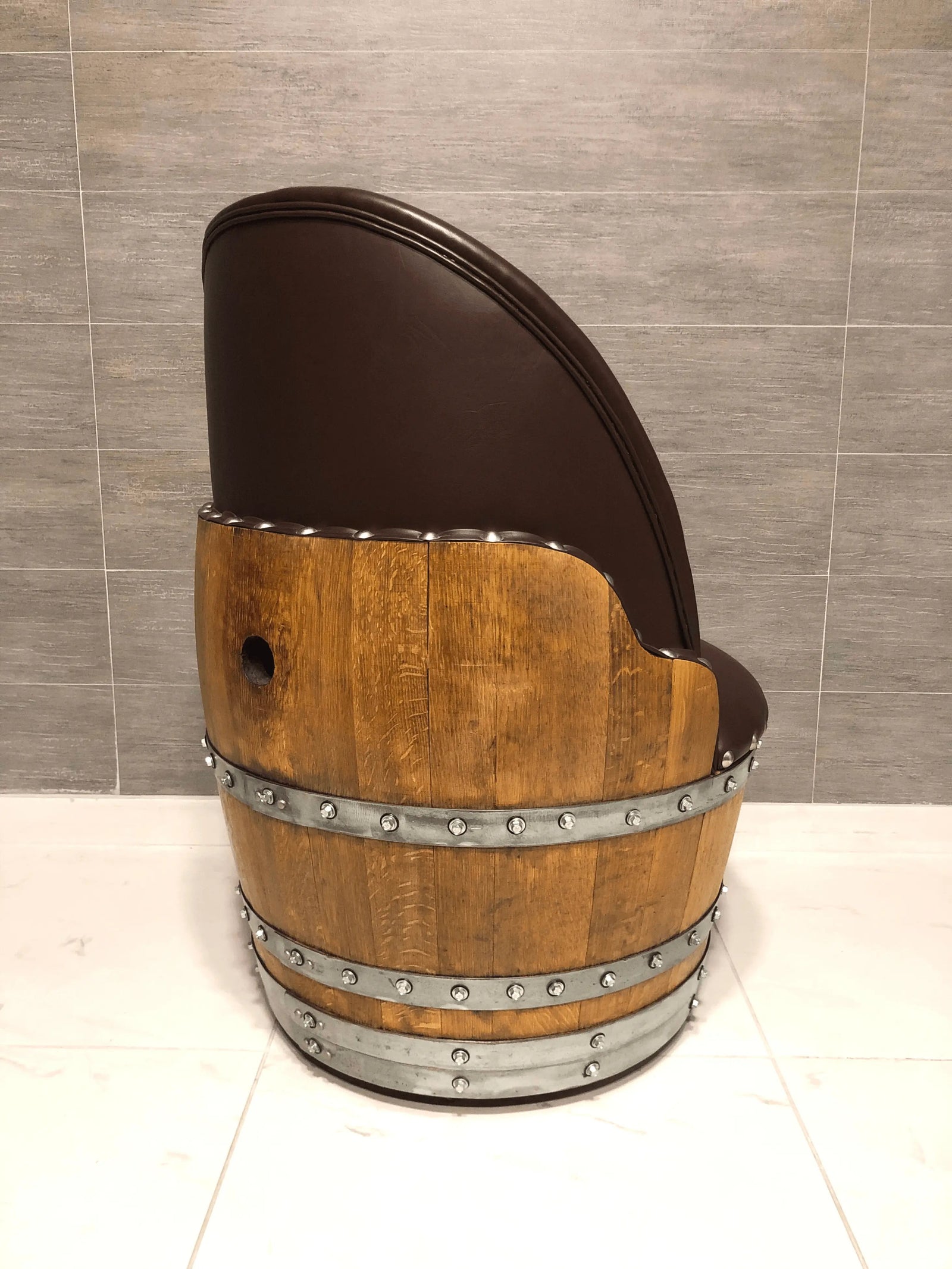 Juego de mesa de centro redonda con forma de barril de vino y 2 sillas - Muebles rústicos de barril de whisky - Roble macizo hecho a mano - Envío gratuito