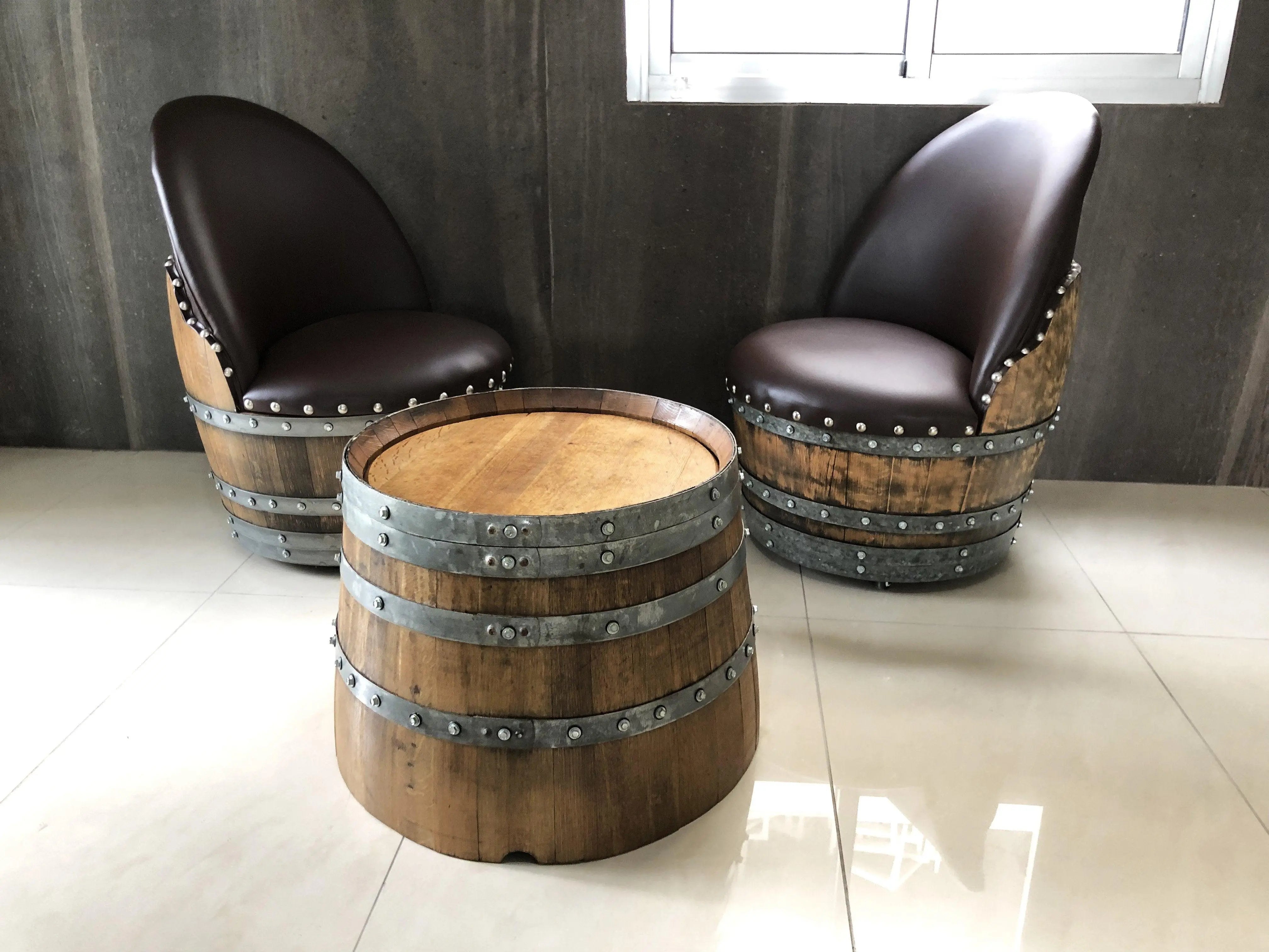 Juego de mesa de centro redonda con forma de barril de vino y 2 sillas - Muebles rústicos de barril de whisky - Roble macizo hecho a mano - Envío gratuito