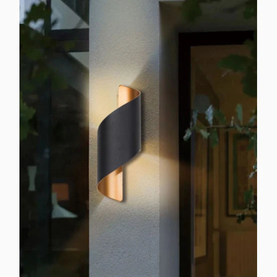 Lámpara de pared creativa de aluminio para exteriores, impermeable, de color blanco y negro, para patio