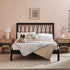 Cama de madera maciza moderna de mediados de siglo Cama X Spindle