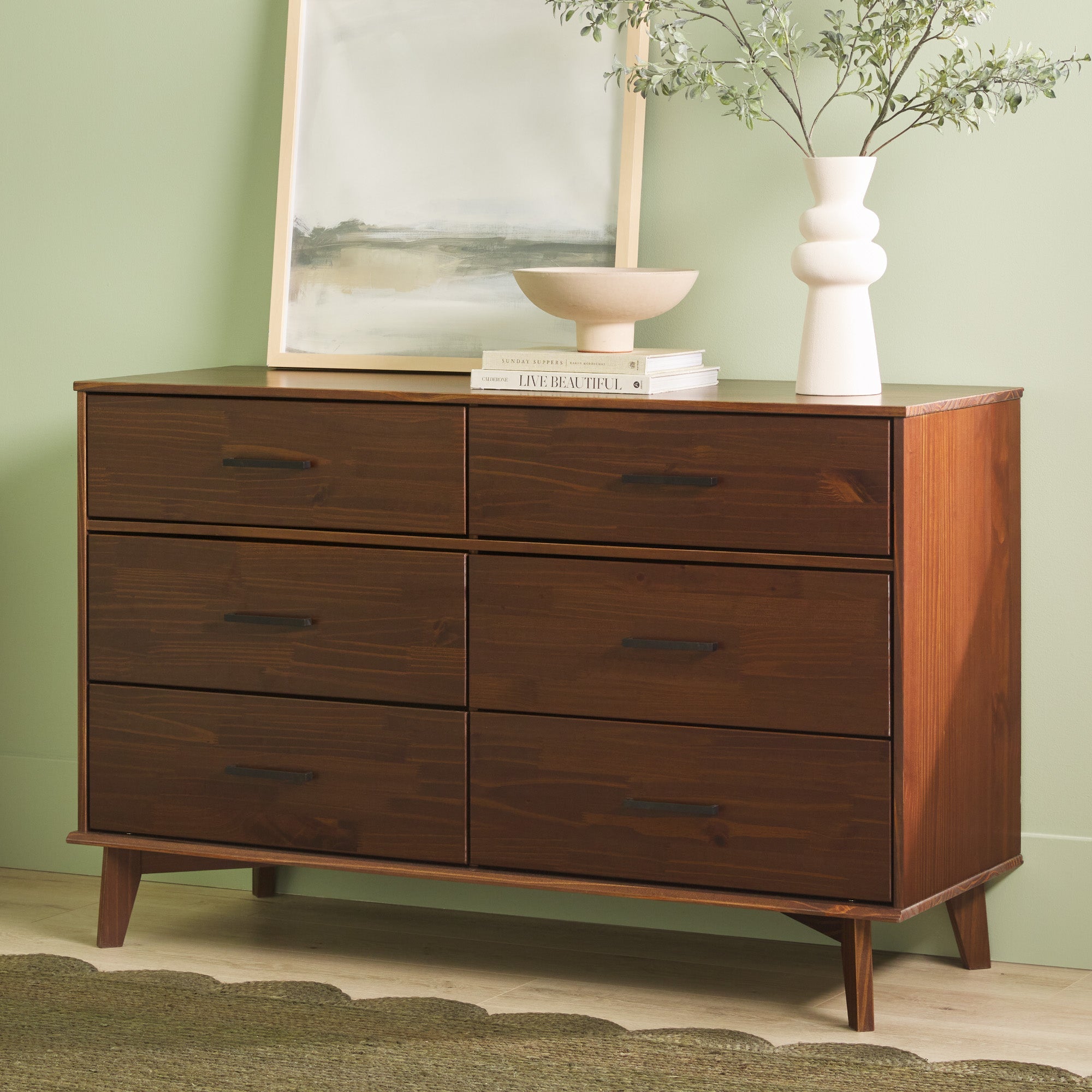 Cómoda moderna Sloane de madera maciza con 6 cajones y tiradores de metal