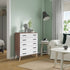 Cómoda Eli de 5 cajones, estilo moderno de mediados de siglo, de Better Home Products, en nogal y blanco