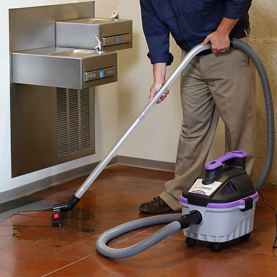 ProGuard 4 Portable Wet/Dry Vacuum with Tool Kit