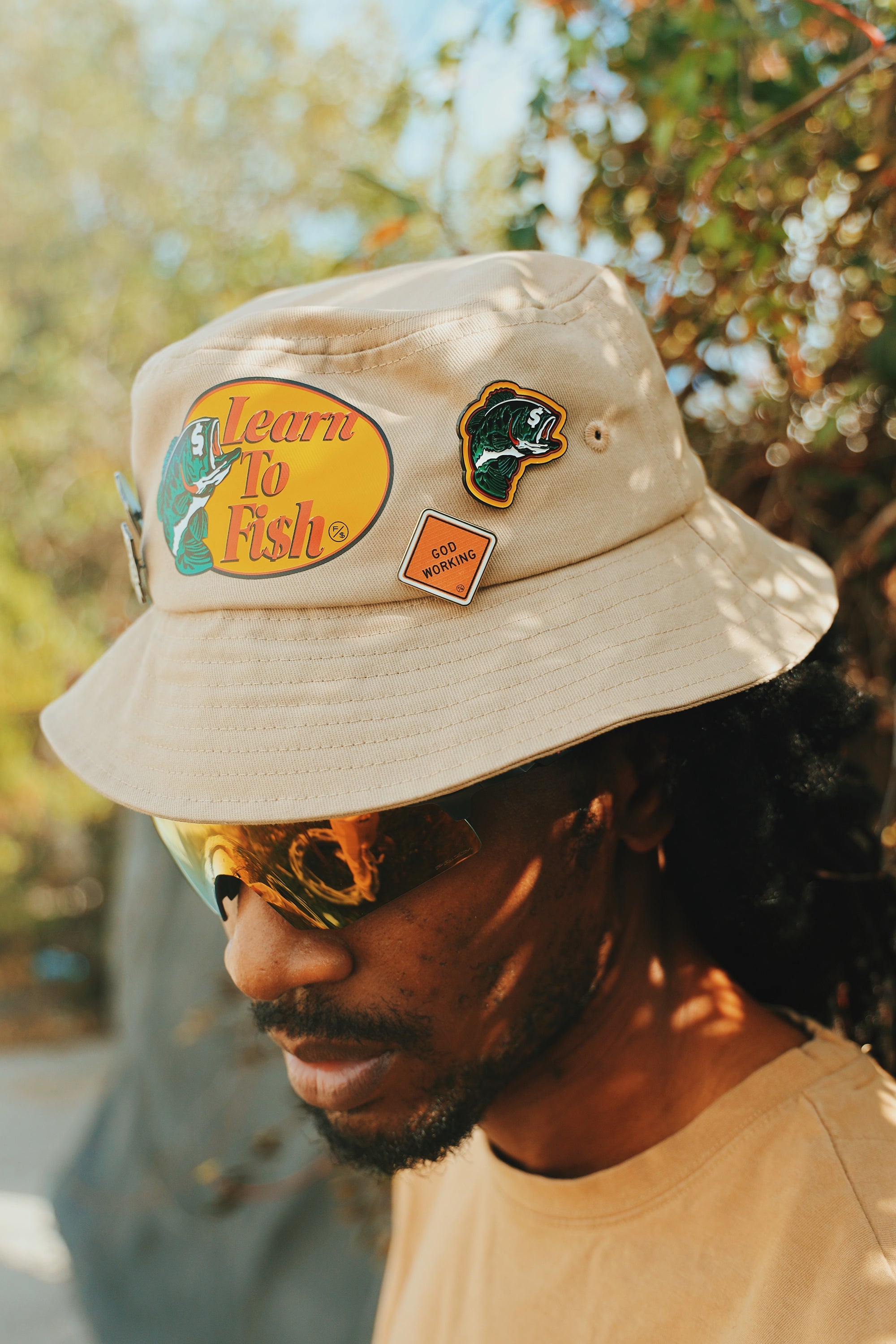 Pin: F/$ - Limited Edition Fly Supply Pins