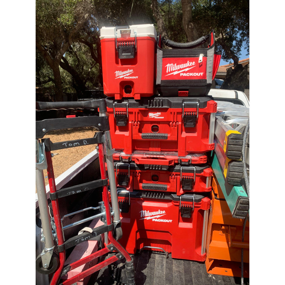Hielera compacta Milwaukee 48-22-8460 PACKOUT™ de 16 cuartos de galón