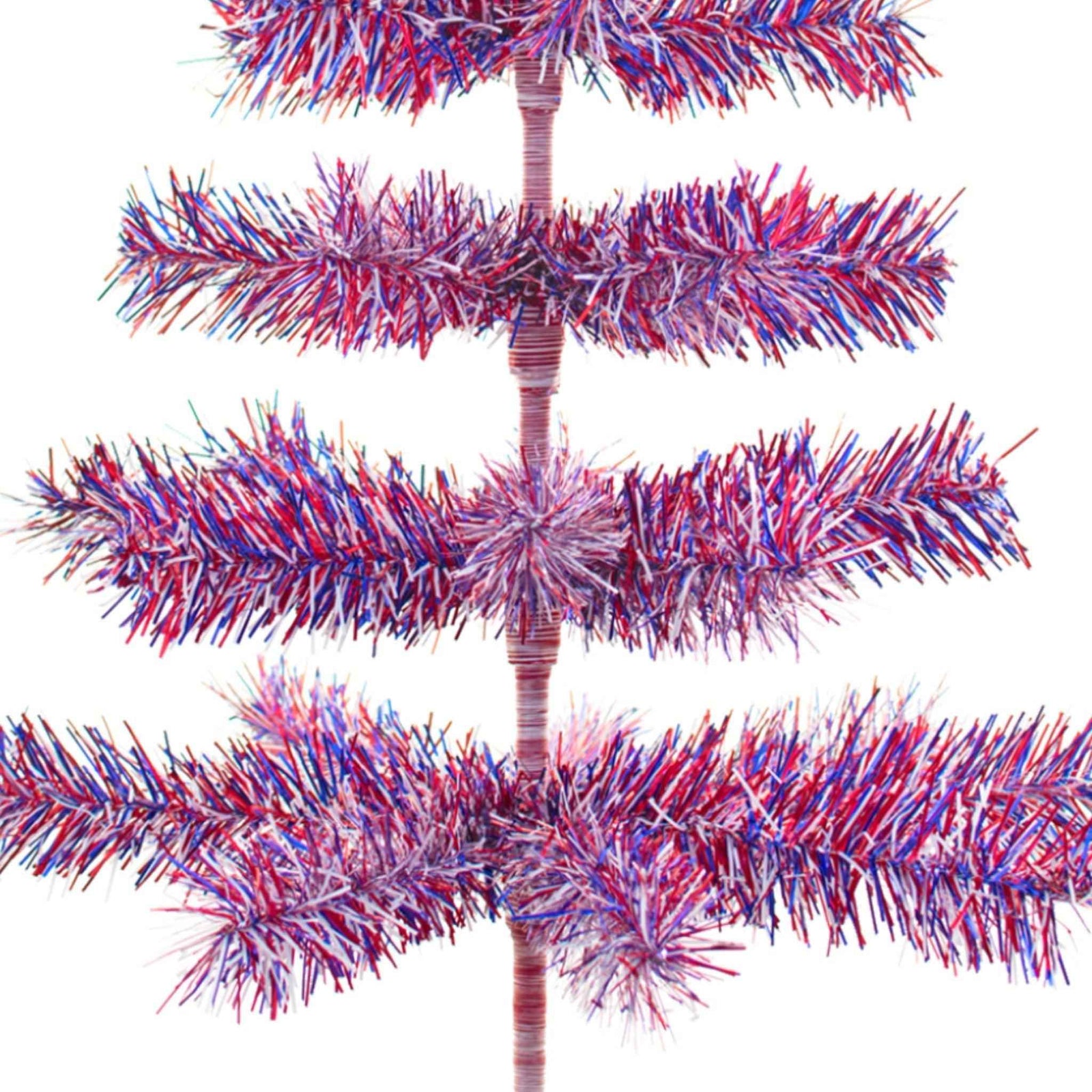 Árboles de oropel con fuegos artificiales del 4 de julio 