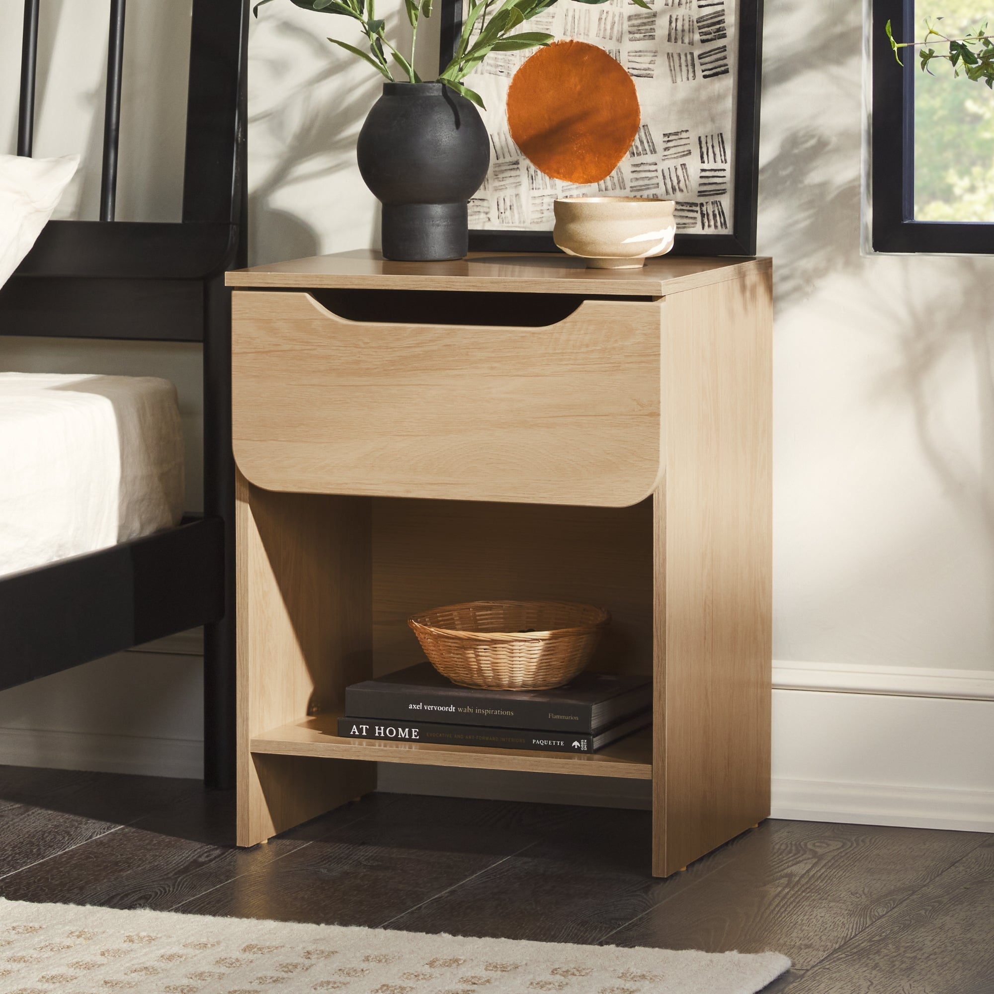 Mesita de noche moderna Domm con 1 cajón