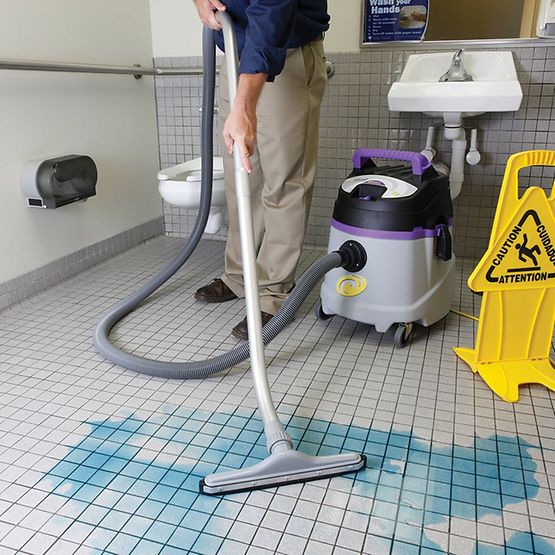 ProGuard 10 Wet/Dry Vacuum with Tool Kit