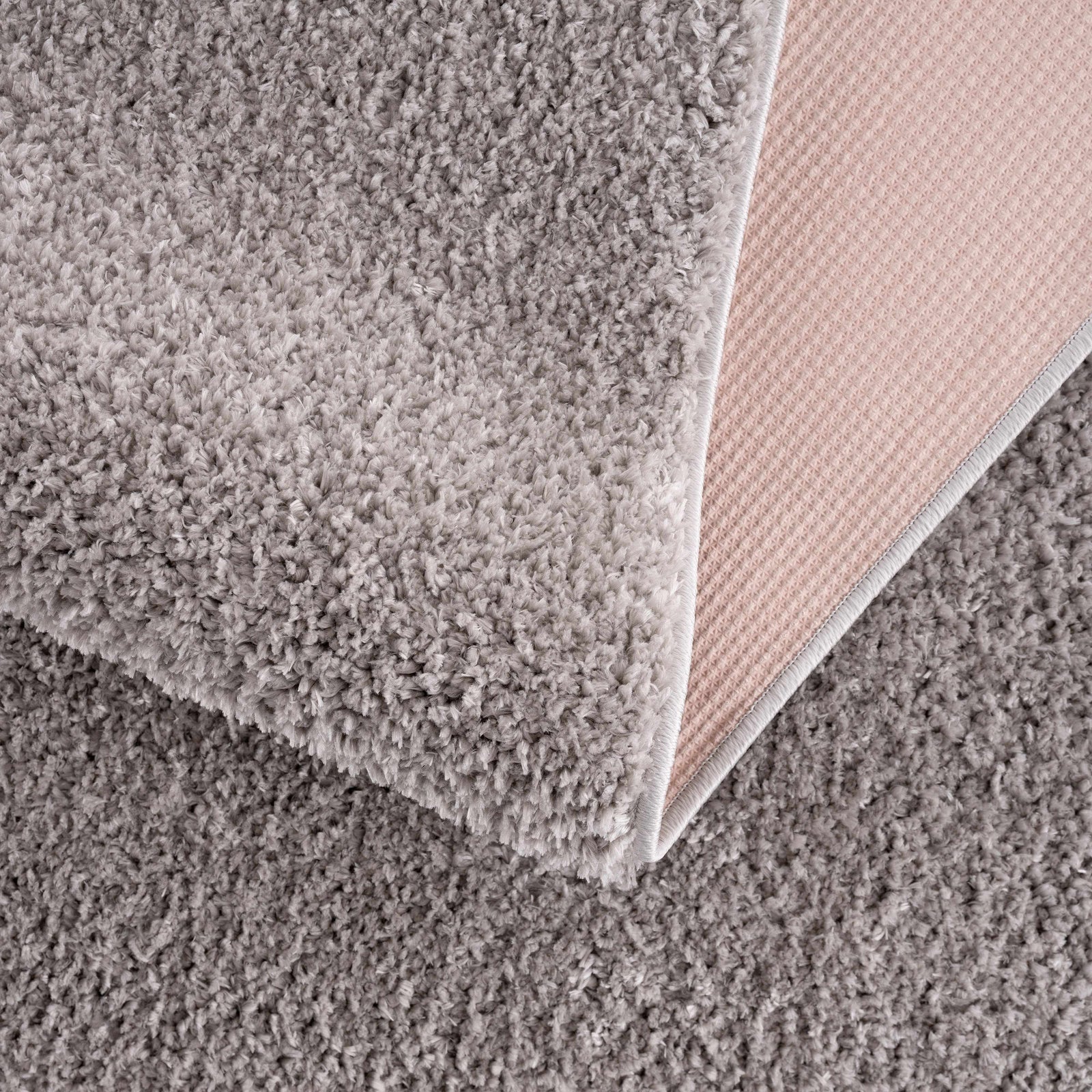 Alfombra peluda lavable Judy de color gris liso