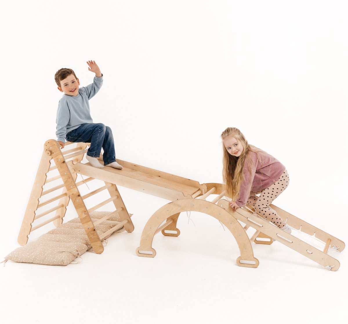 5 in 1 Montessori Climbing Set: Triangle Ladder + Arch/Rocker + Slide Board/Ramp + Netting rope + Cushion