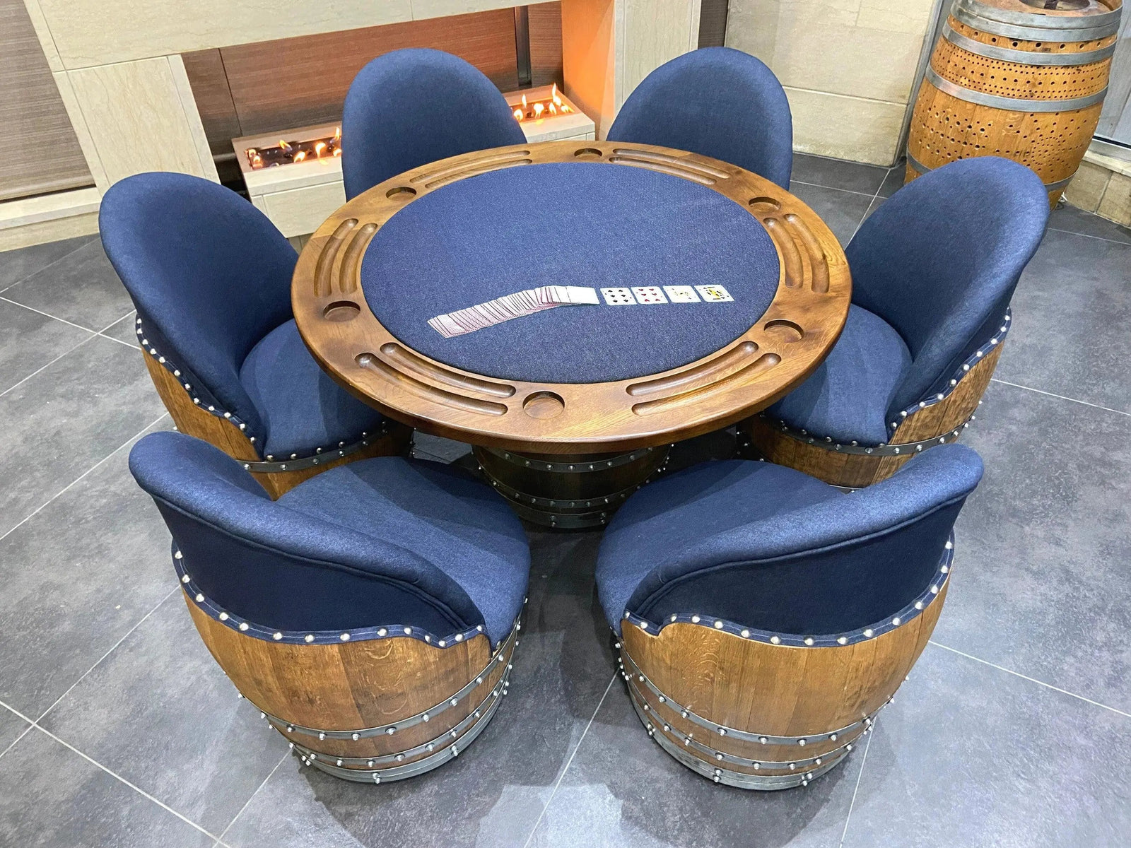 Juego de póker de barril de vino azul marino oscuro con tablero extraíble - Mesa de juego y silla de barril - Mesa de barril de vino para comer y póker