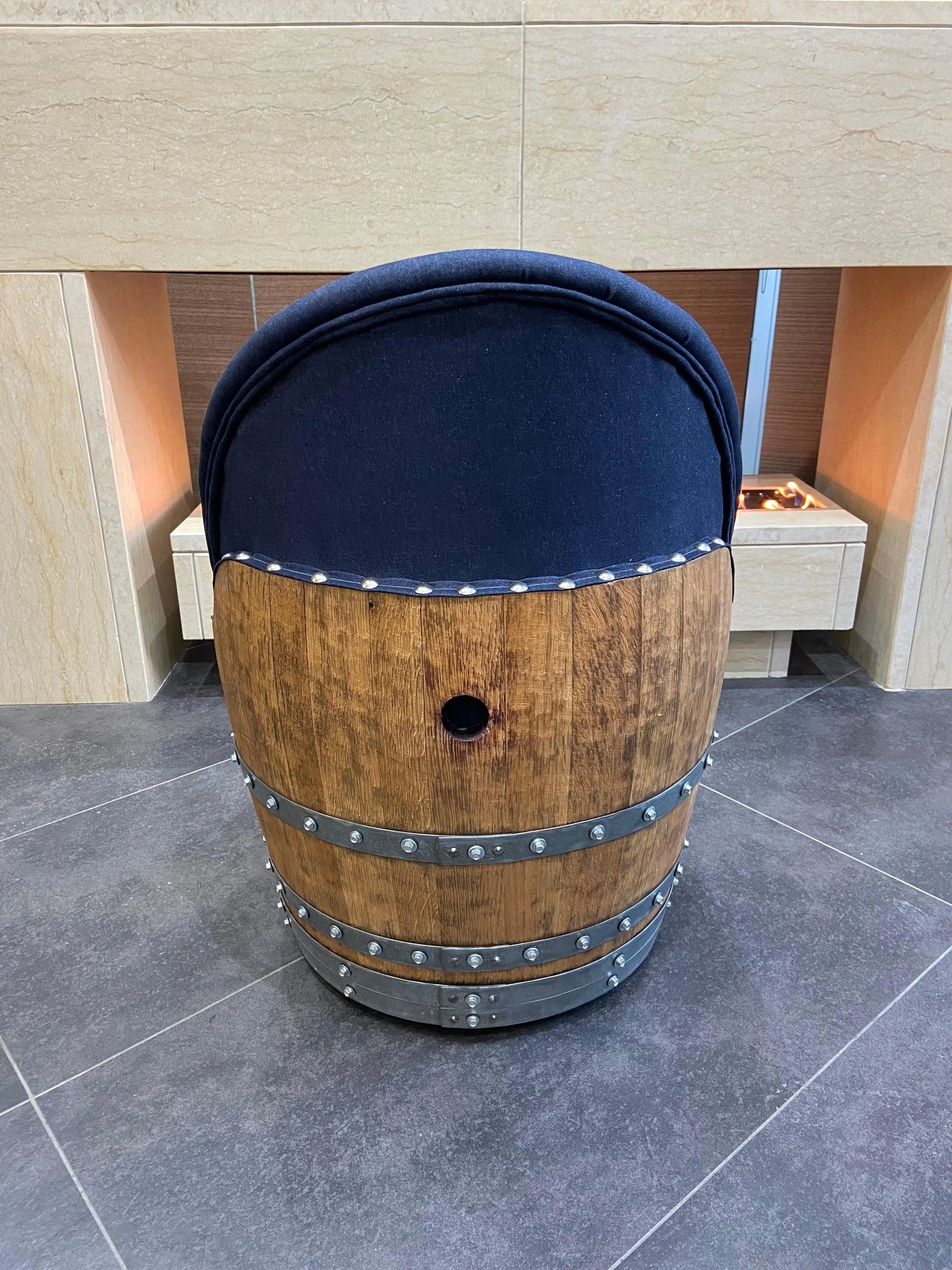 Juego de póker de barril de vino azul marino oscuro con tablero extraíble - Mesa de juego y silla de barril - Mesa de barril de vino para comer y póker