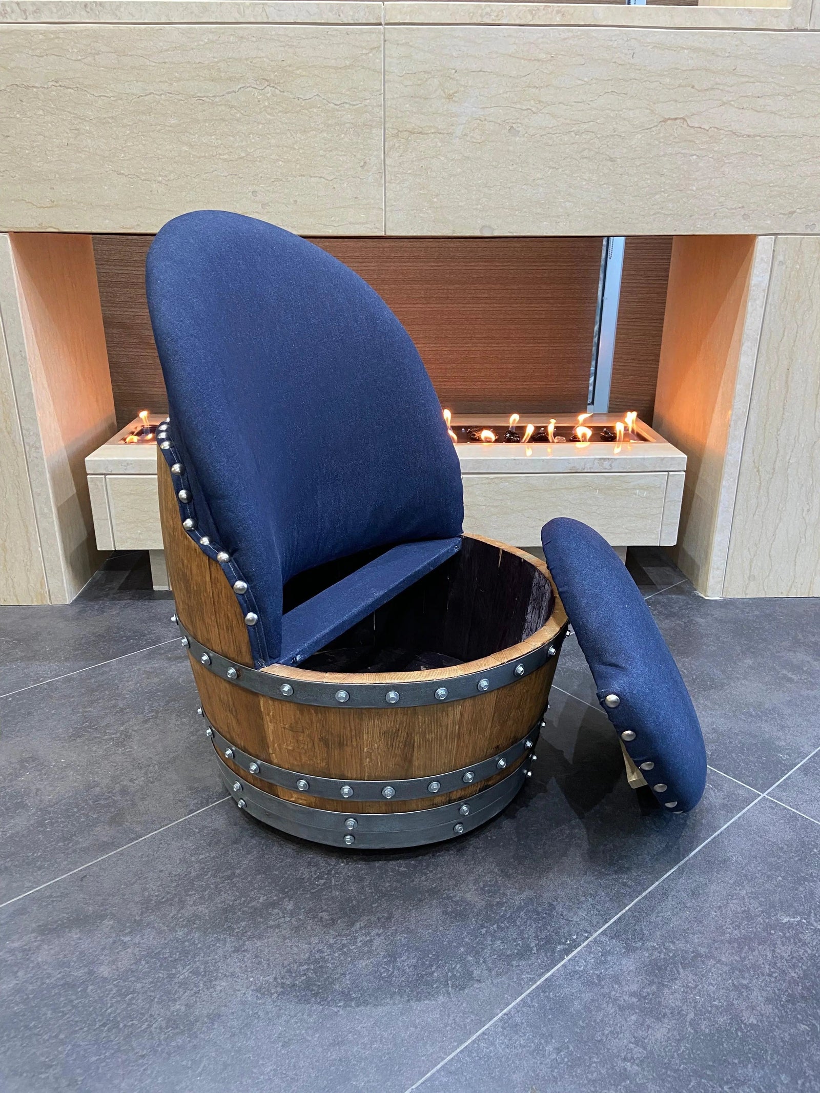 Juego de póker de barril de vino azul marino oscuro con tablero extraíble - Mesa de juego y silla de barril - Mesa de barril de vino para comer y póker