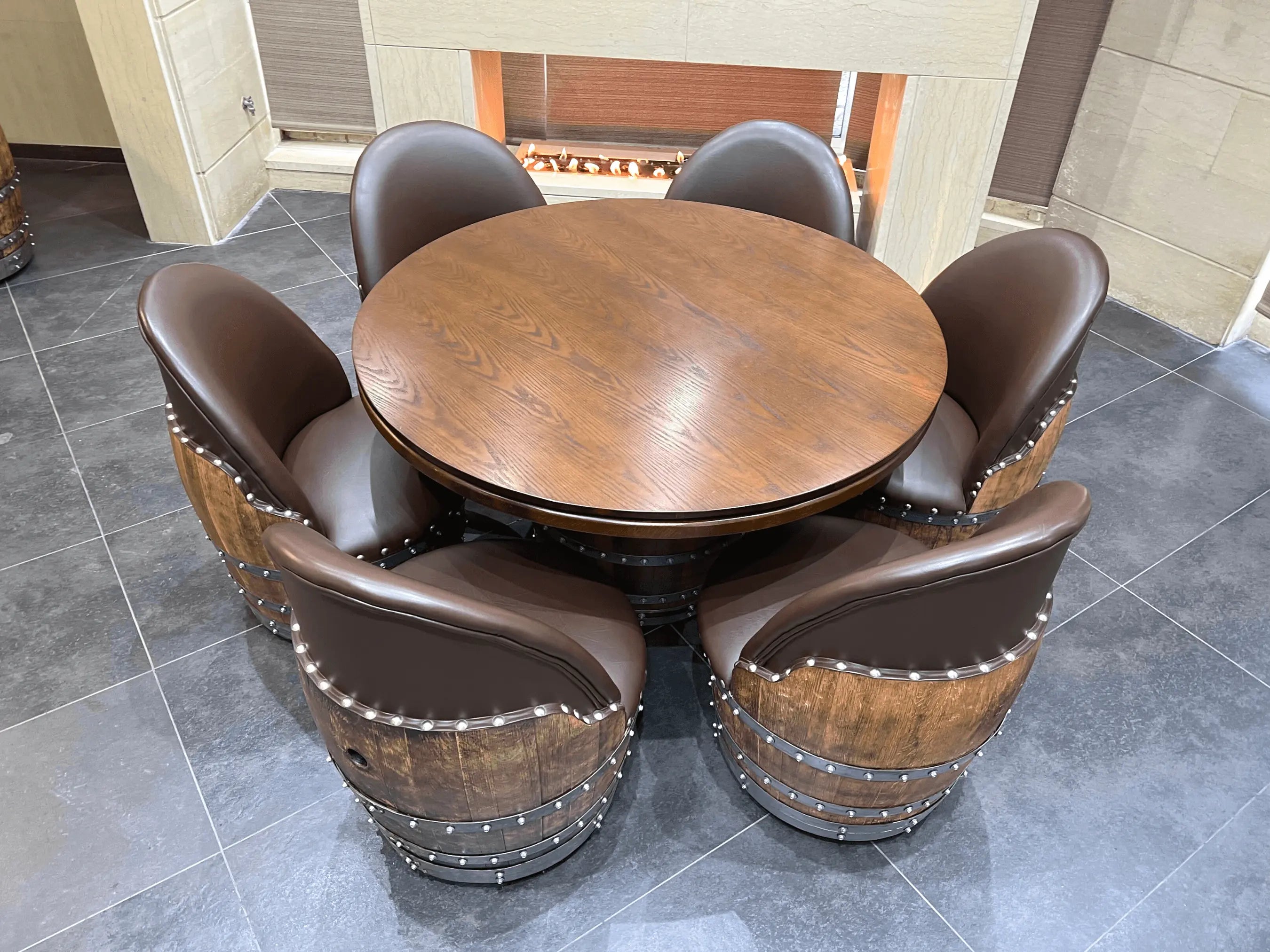 Juego de póker de barril de vino con tablero extraíble - Mesa de juego y silla de barril - Mesa de barril de vino para comer y póker
