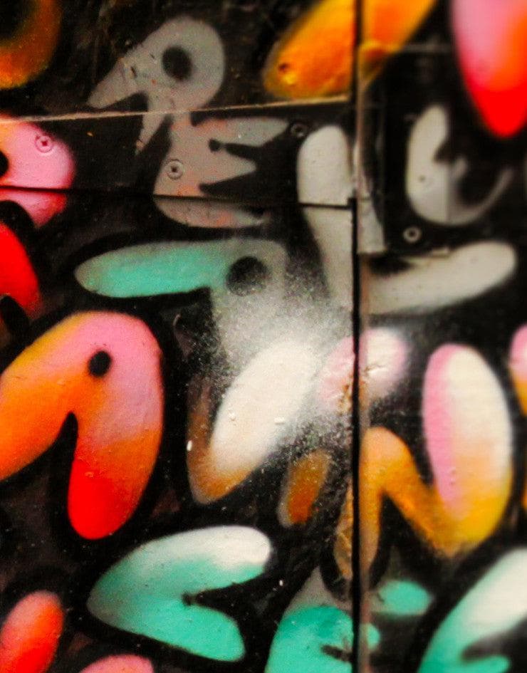 Adhesivo para pared con diseño de graffiti de una niña n.° 6007