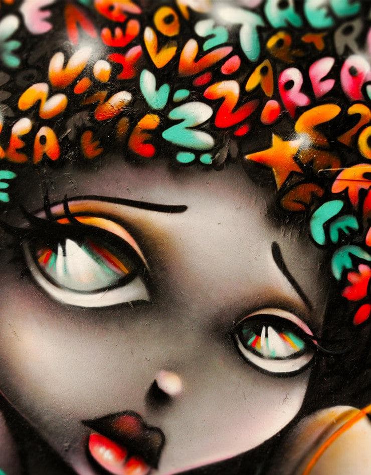 Adhesivo para pared con diseño de graffiti de una niña n.° 6007