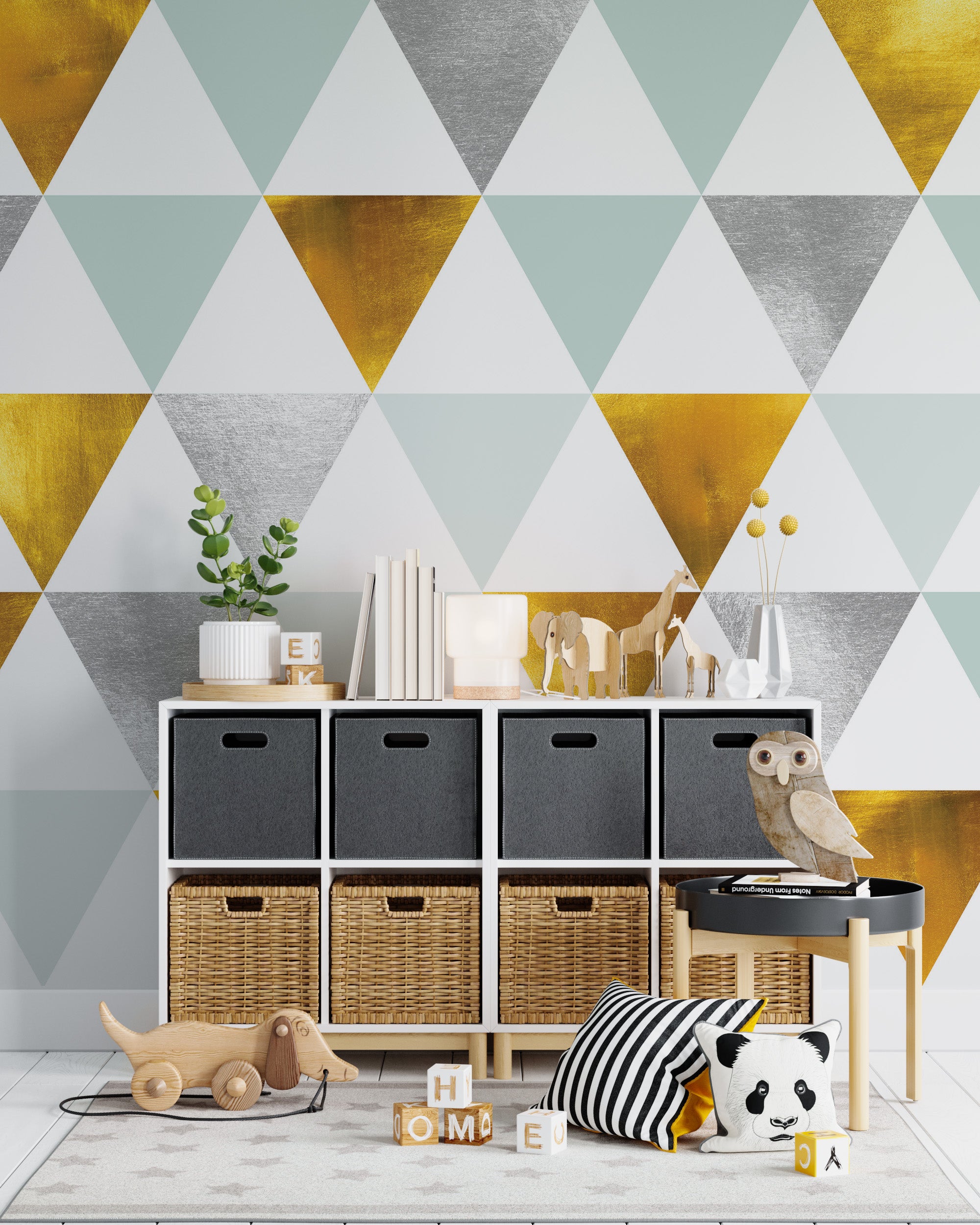 Mural de pared con diseño abstracto geométrico de triángulos. Diseño en colores dorado, plateado, verde azulado, turquesa y blanco. N.º 6306