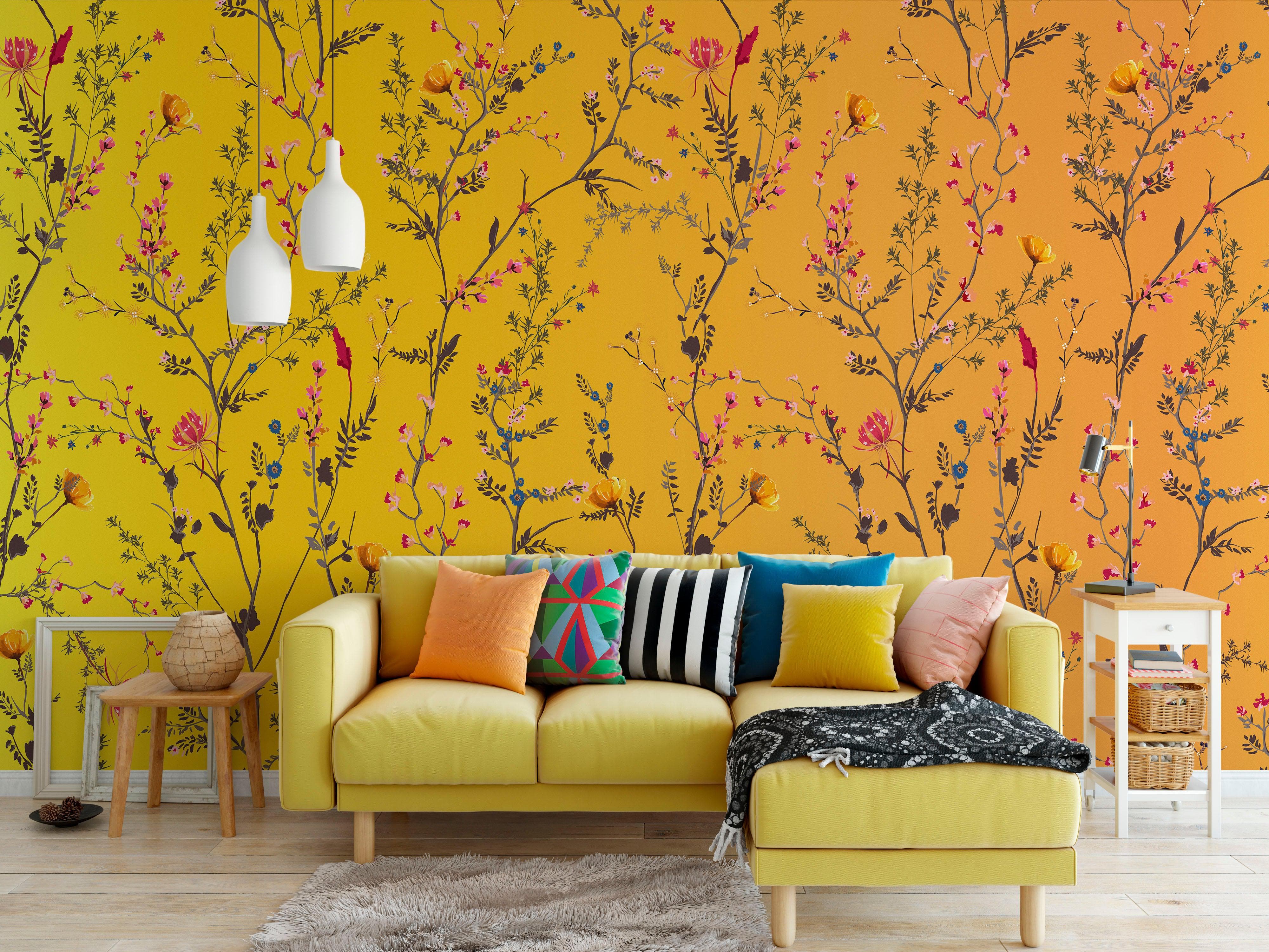 Mural de pared con jardín botánico de flores con fondo naranja amarillento. Decoración con flores en flor. #6355