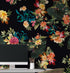 Mural de pared con flores tropicales. Fondo negro con hojas y flores botánicas del paraíso. #6372