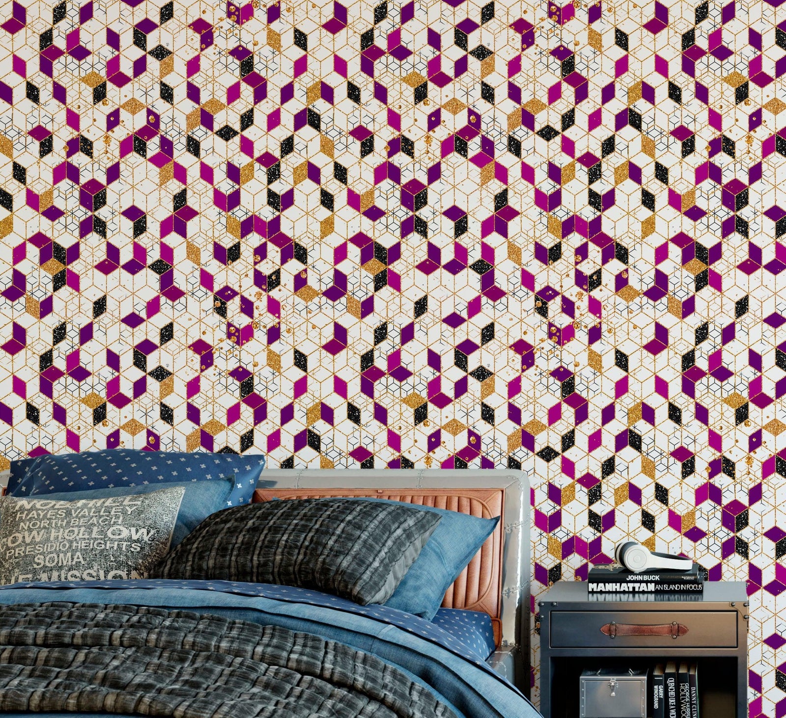 Mural de pared abstracto con forma de cubo en 3D. Papel tapiz despegable y adhesivo minimalista en morado y dorado con forma de cubo geométrico. #6380