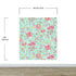 Mural de pared con estampado de flores en color menta. Papel tapiz autoadhesivo con motivos florales botánicos tropicales. N.º 6387