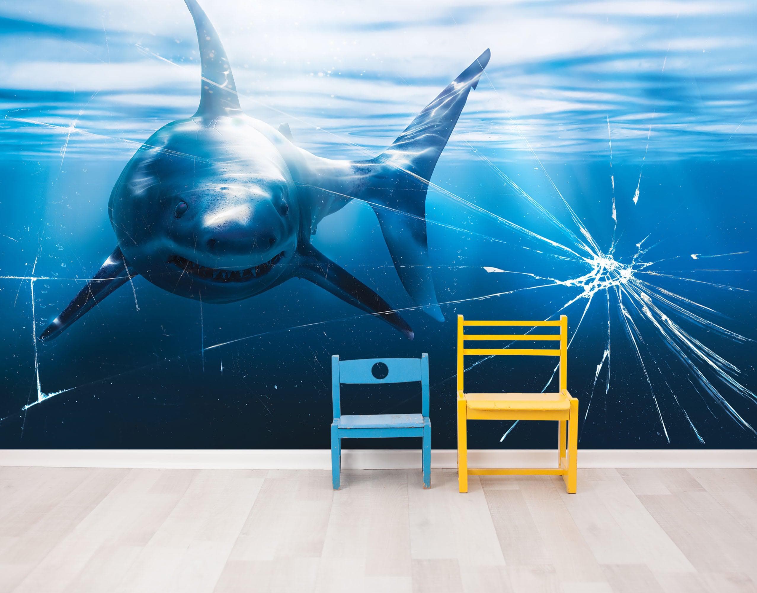 Mural de pared de vidrio con el ataque de un gran tiburón blanco en un acuario. Papel tapiz autoadhesivo. #6424