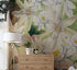 Mural de pared con flores botánicas. Ilustración a lápiz de color de un jardín de flores. Papel tapiz autoadhesivo. Flores botánicas del paraíso y hojas sobre fondo negro. #6426