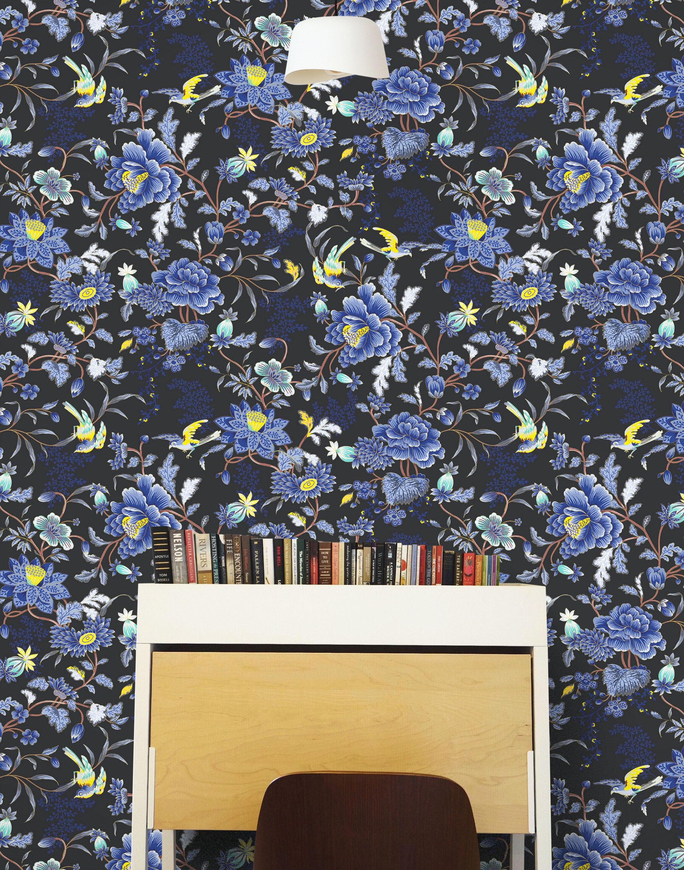 Mural de pared con estampado de flores en color azul y negro. Papel tapiz autoadhesivo con motivos florales botánicos tropicales. N.º 6437