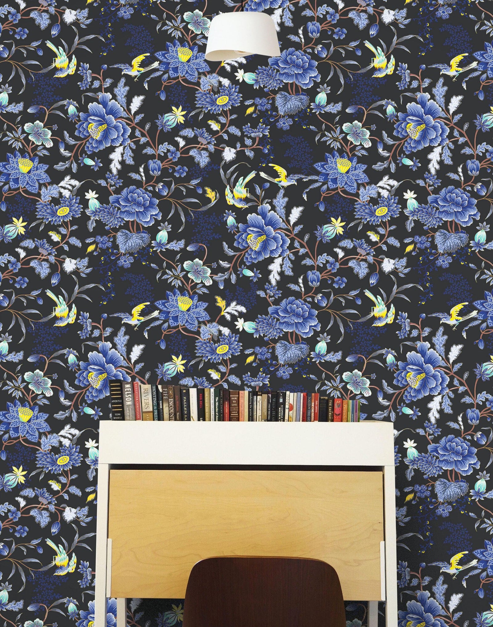 Mural de pared con estampado de flores en color azul y negro. Papel tapiz autoadhesivo con motivos florales botánicos tropicales. N.º 6437