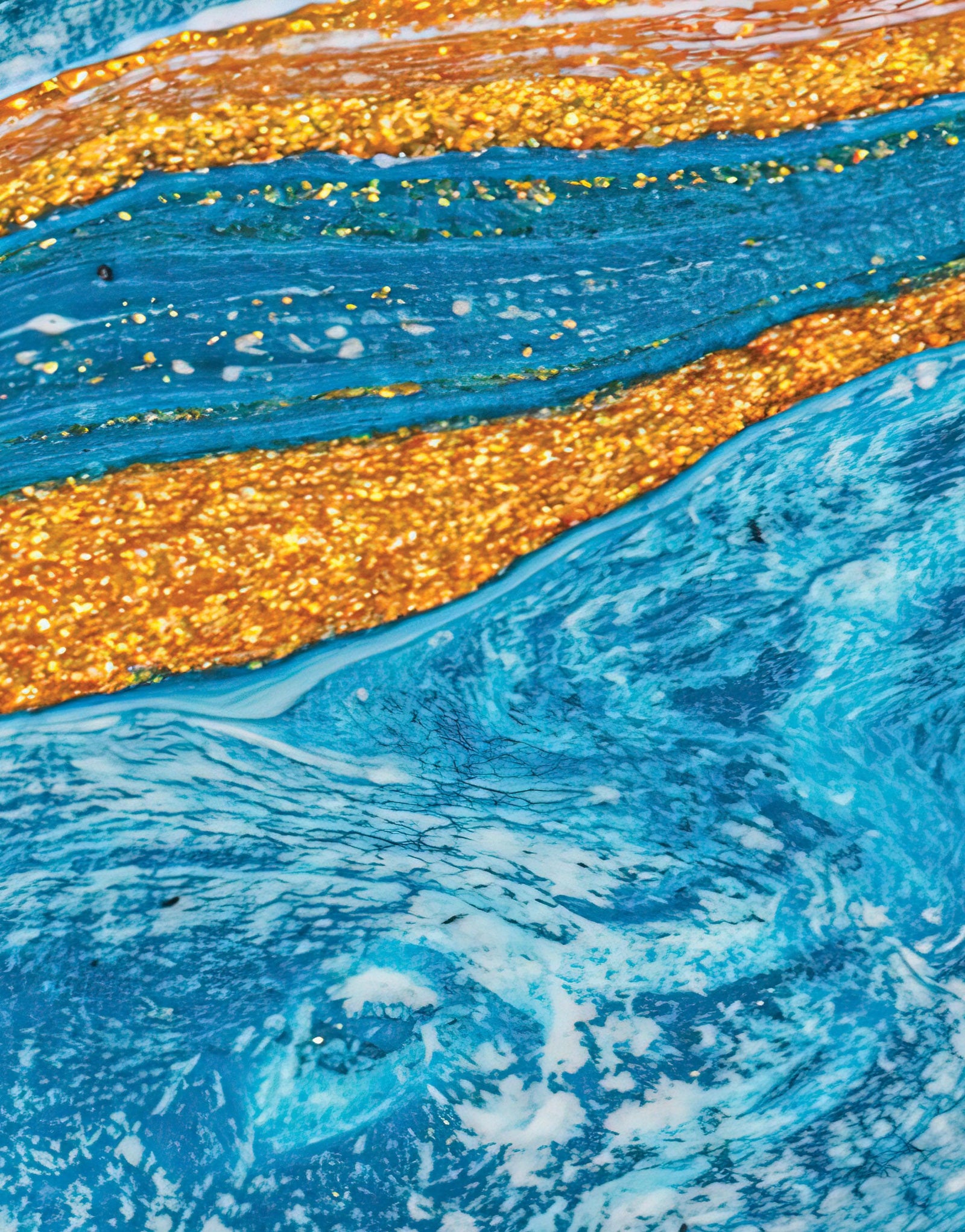 Mural abstracto con patrón de manchas de tinta de colores brillantes. Dorado, blanco y azul. #6439 
