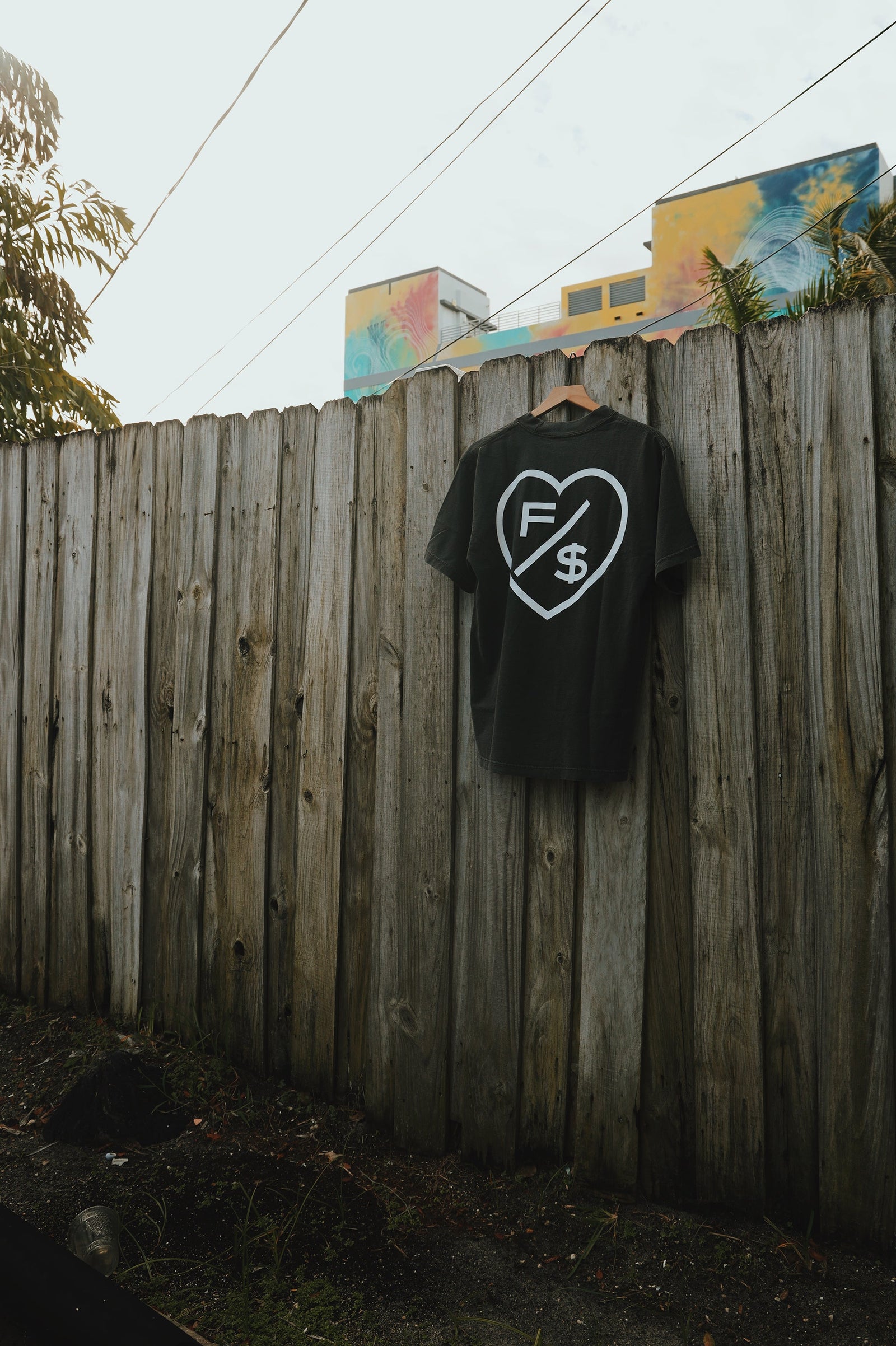 Love Me While I'm Alive T Shirts