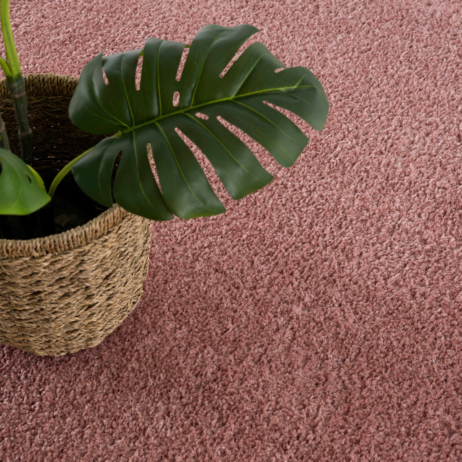 Alfombra lavable de felpa rosa Judy - Liquidación