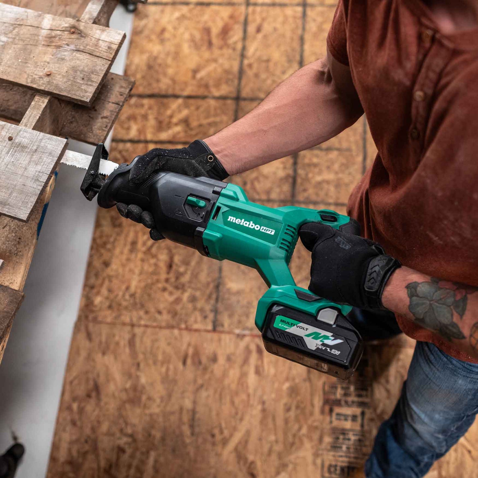 Sierra recíproca inalámbrica Metabo HPT CR18DBQ4M 18V MultiVolt (solo cuerpo de la herramienta)