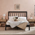 Cama de madera maciza moderna de mediados de siglo Cama X Spindle