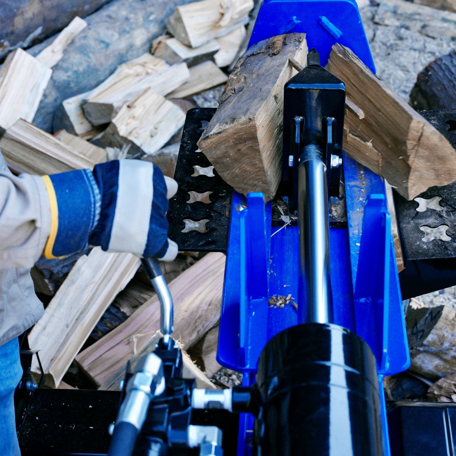 LOG-X Series 40-Ton Full Beam Gas Log Splitter: 13hp 389cc OHV Engine, 23