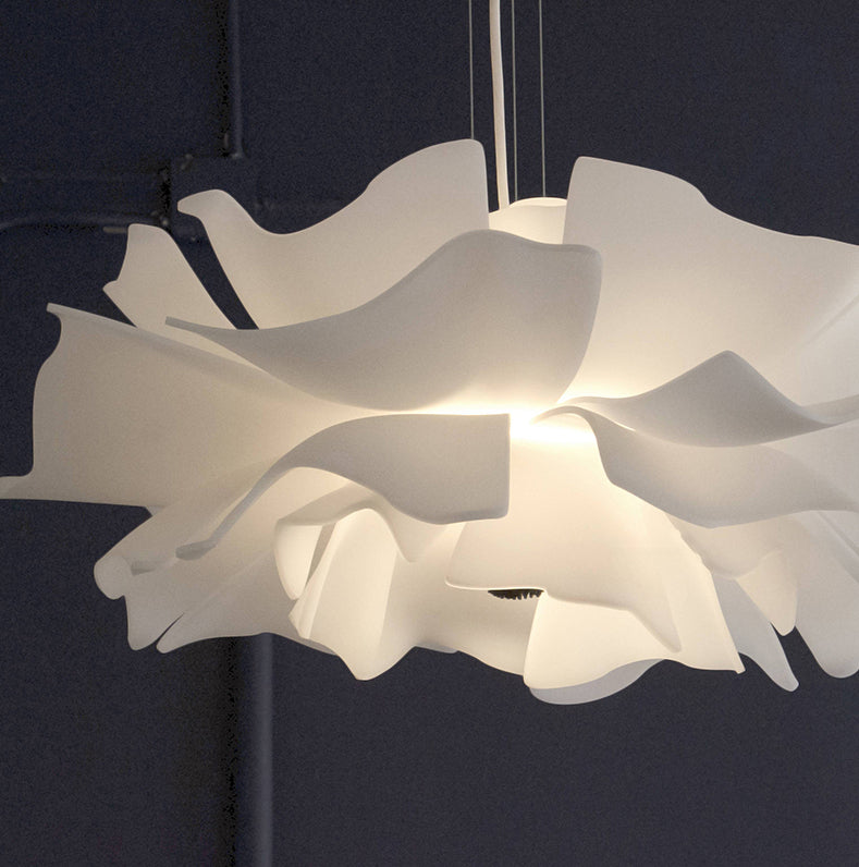 Modern LED Ceiling Pendant Light in the Shape of Flower for Living Room