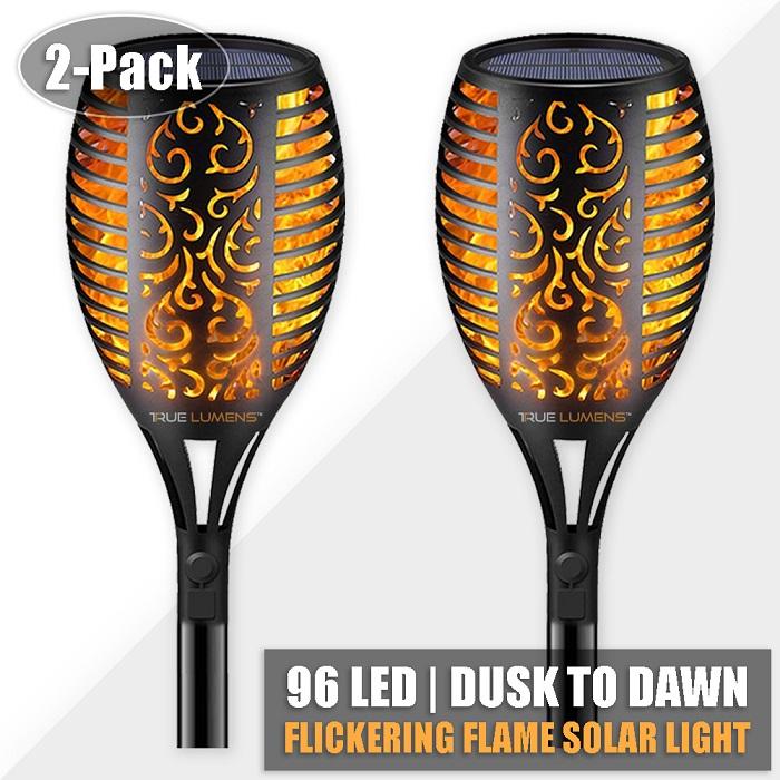SolaFlame® | Luz solar exterior con llama parpadeante de 96 LED | Atardecer a amanecer | Paquete de 2 