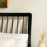 Cama de madera maciza con estructura de husillo de estilo moderno de mediados de siglo