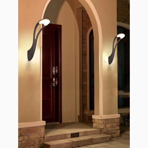 Lámpara de pared LED impermeable para exteriores, creativa, de color negro, para balcón, patio y porche