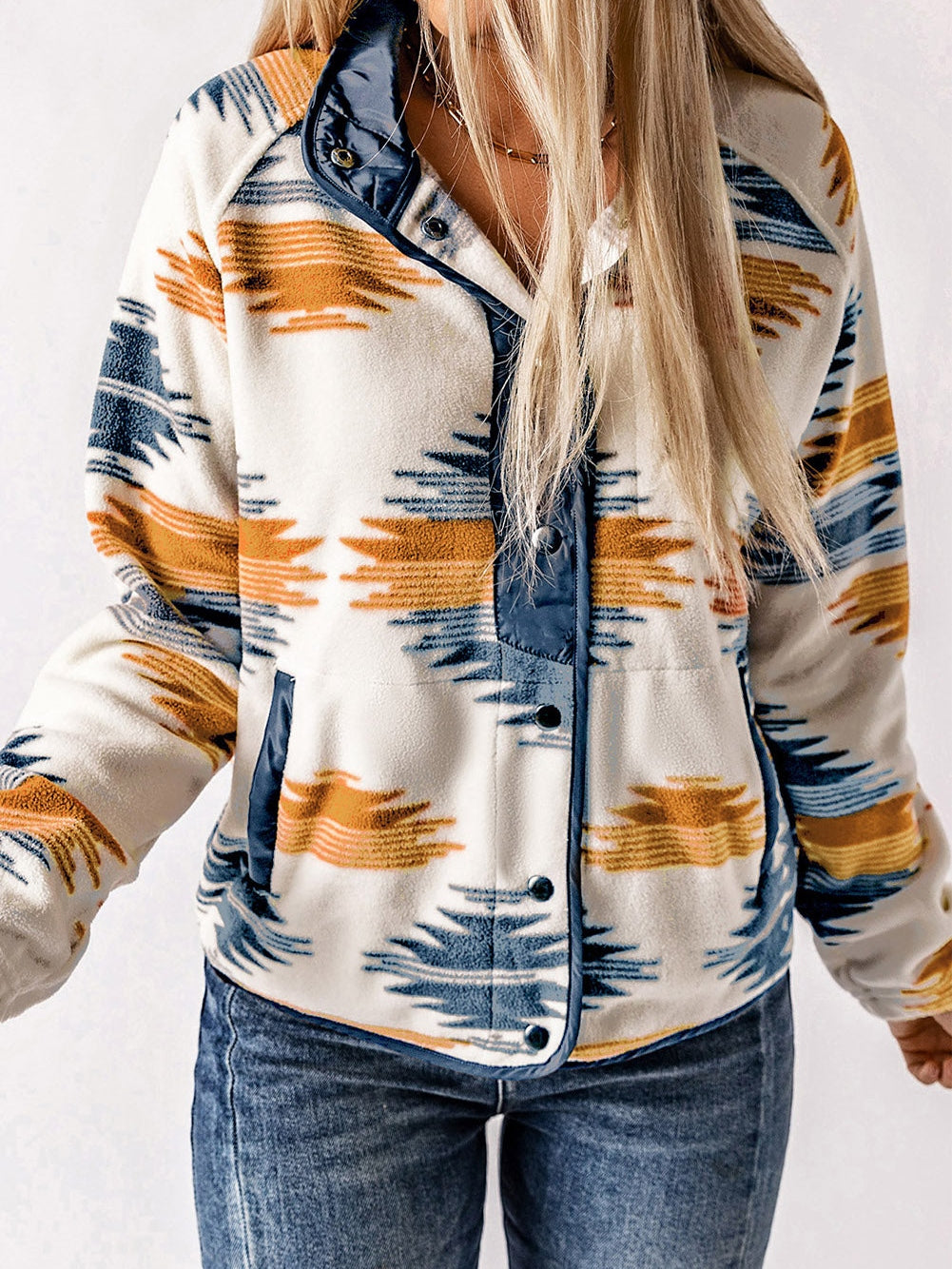 Comfortable Fleece Jacket with Geometric Print